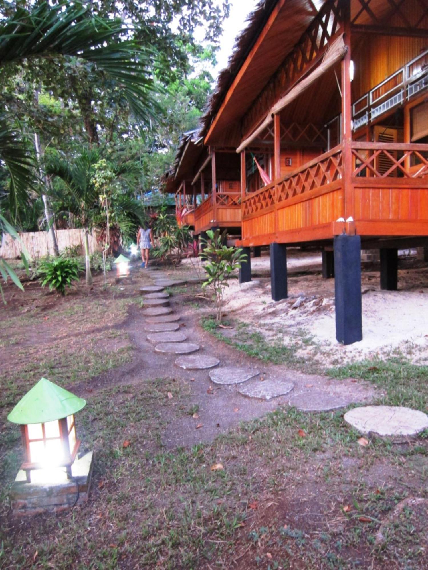 Raja Laut Dive Resort Bunaken Exteriér fotografie