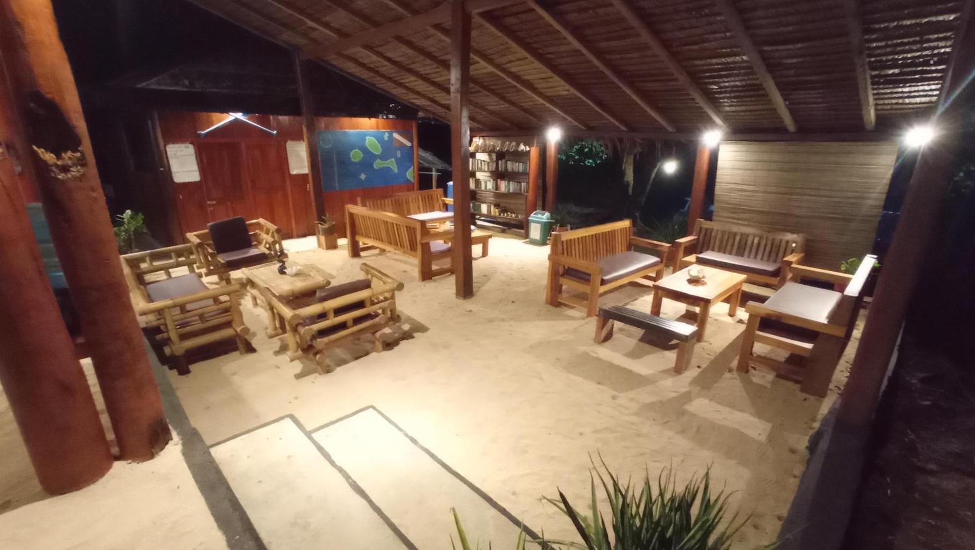 Raja Laut Dive Resort Bunaken Exteriér fotografie