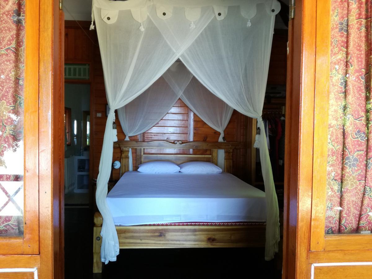 Raja Laut Dive Resort Bunaken Pokoj fotografie